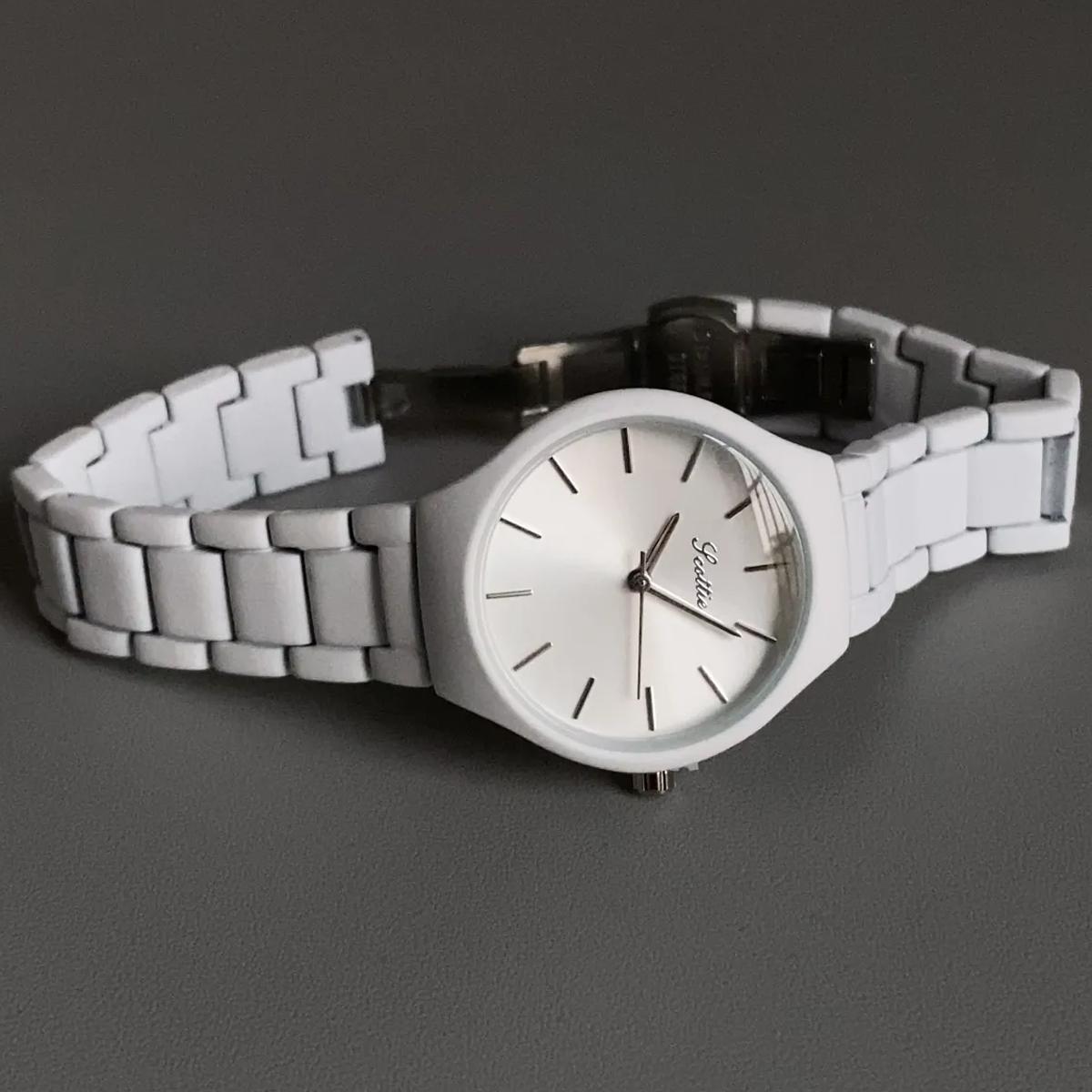 Men’s Quartz Watch – Large White Dial, Minimalist & Modern